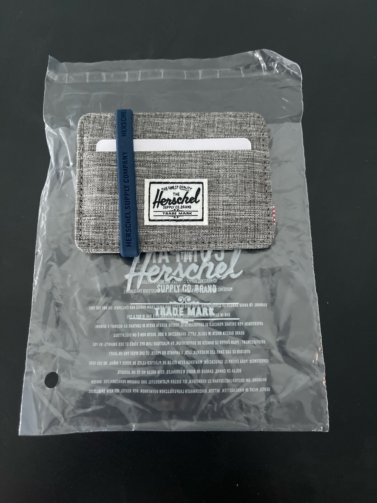 Herschel Men\'s Charlie RFID Card Case Wallet, Raven Crosshatch New Herschel Men\'s Charlie RFID Card Case Wallet, Raven Crosshatch New