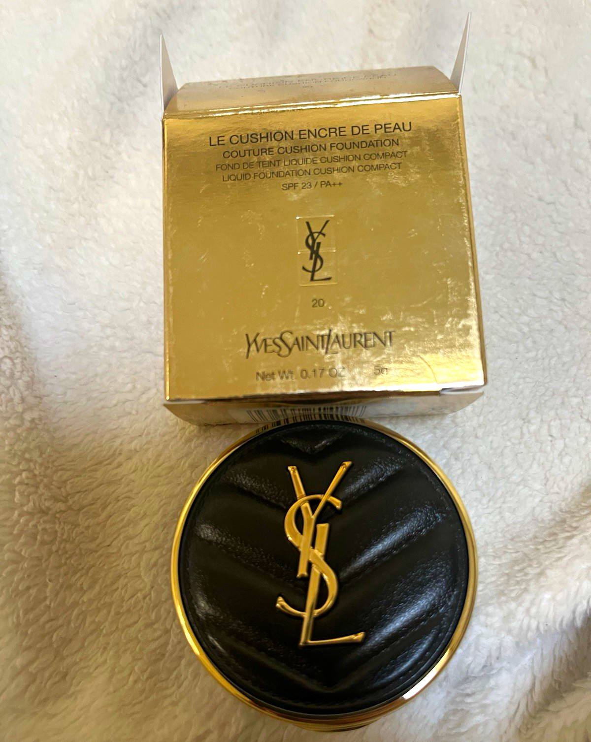 Yves Saint Laurent Le Cushion Encre De Peau Foundation SPF 23 Shade 20 0.17 oz