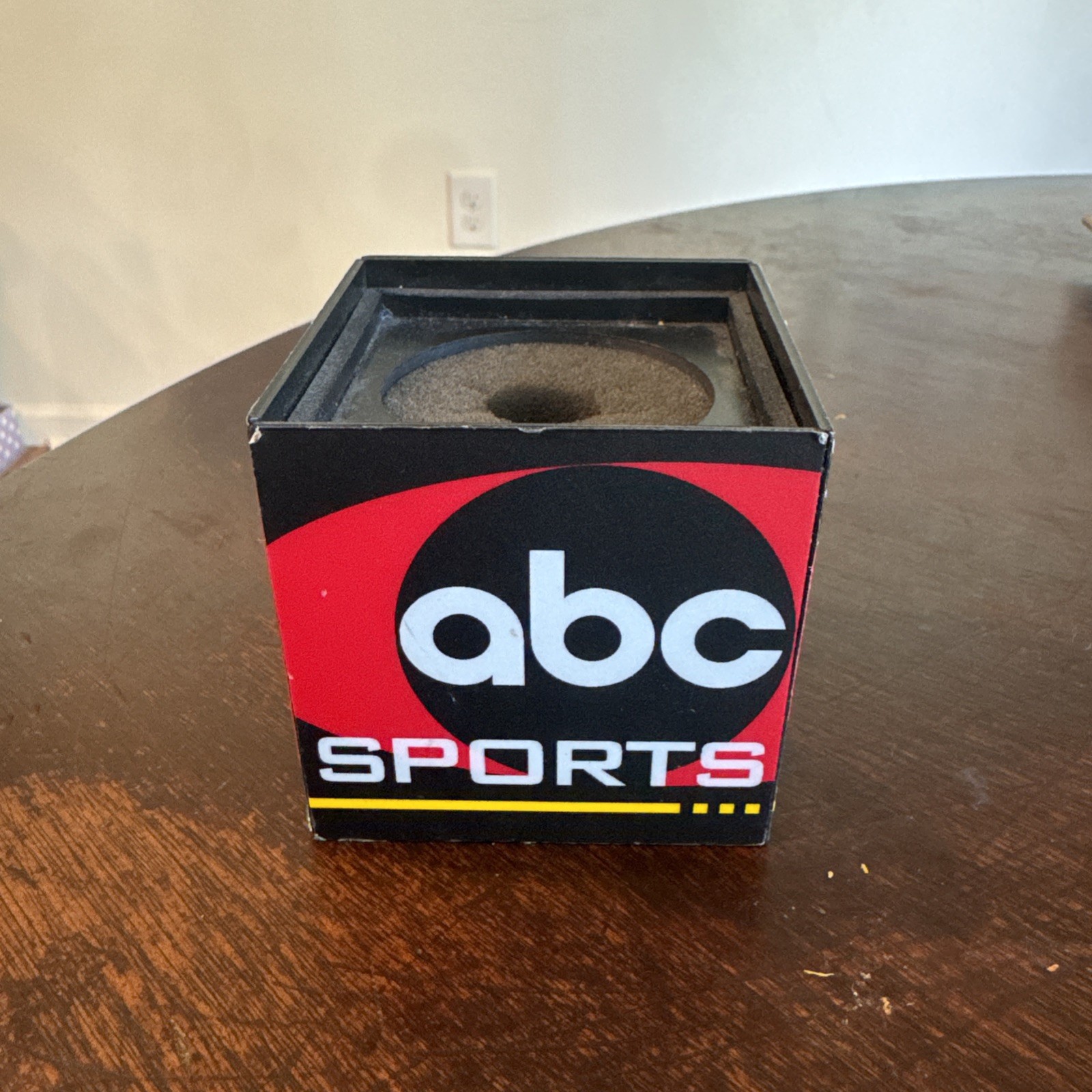 VINTAGE ABC Sports Microphone Flag Original Screen Used TV Broadcast Media VINTAGE ABC Sports Microphone Flag Original Screen Used TV Broadcast Media