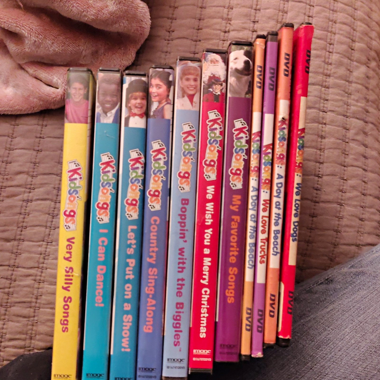 MGM Kidsongs Box Set VHS/DVD Lot Sing-Along NR NTSC English 2003
