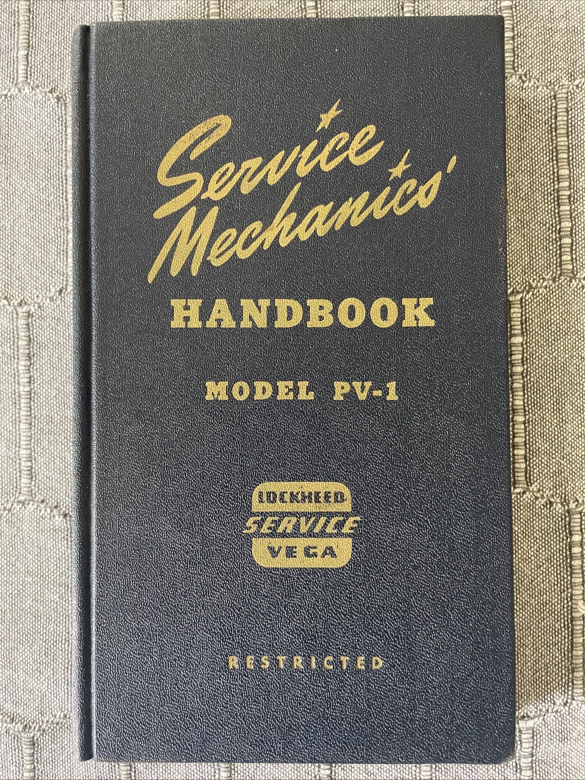 Original WW2 Lockheed PV-1 Ventura Service Mechanics 141pg Handbook - Excellent Original WW2 Lockheed PV-1 Ventura Service Mechanics 141pg Handbook - Excellent