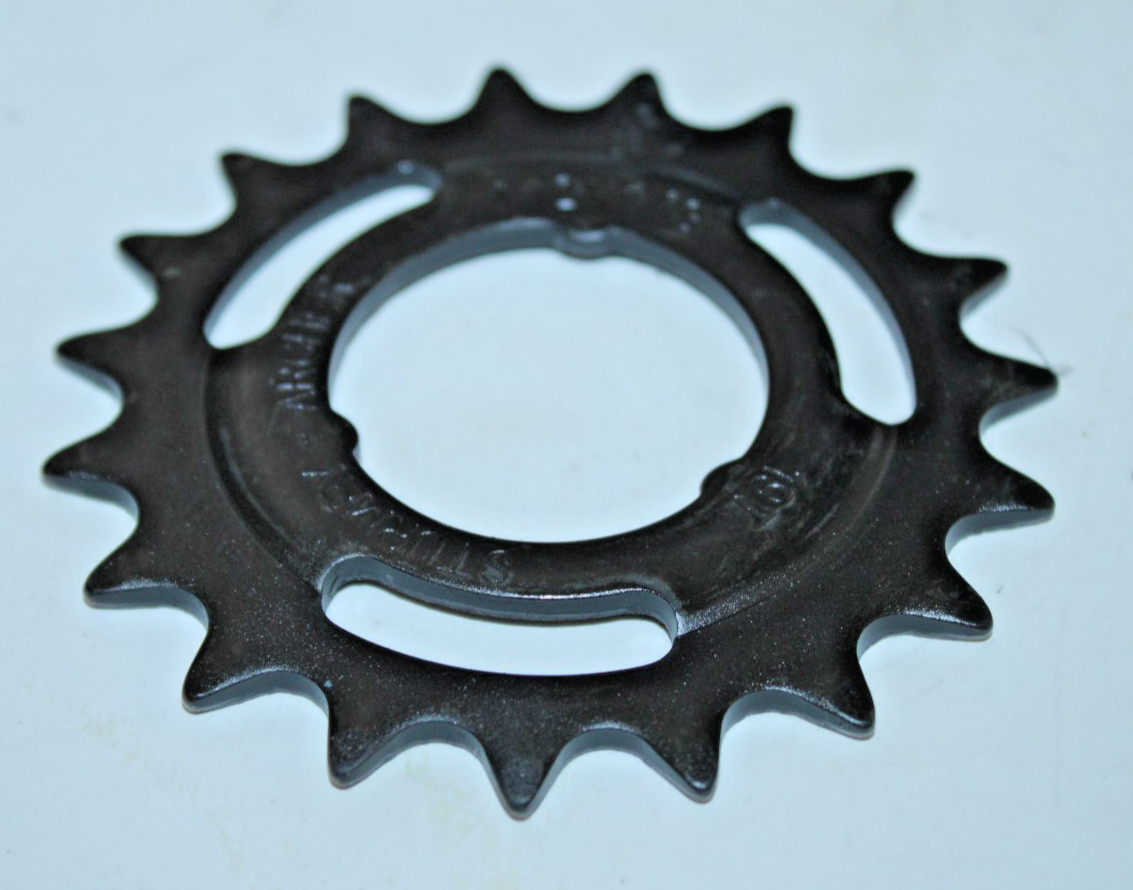 Sturmey Archer HSL719 19T Sprocket Offset Black 1/2x1/8\
