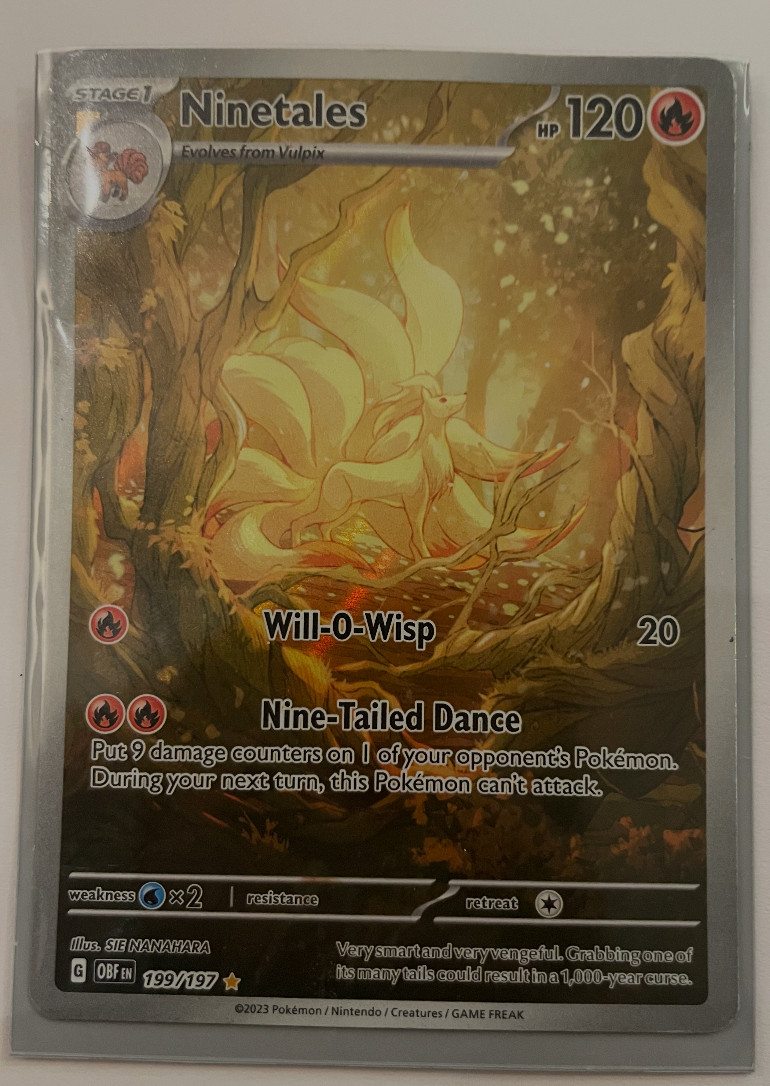 Pokémon Ninetales Holo Illustration Rare /197  Obsidian Flames