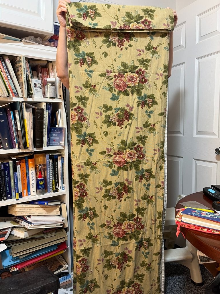 Vintage Waverly \'Sunny Dale\' Floral Fabric Vintage Waverly \'Sunny Dale\' Floral Fabric