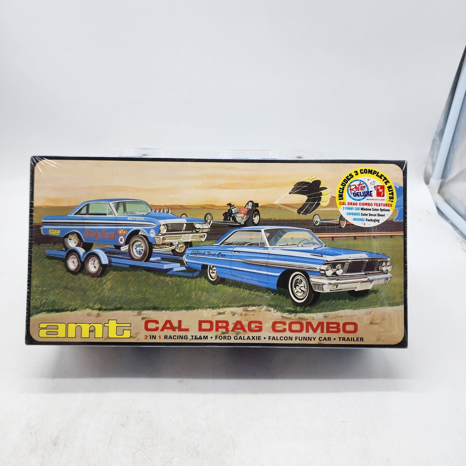 UH AMT 1:25 Scale Cal Drag Combo Ford Galaxie, Falcon, Trailer Sealed Model Kit UH AMT 1:25 Scale Cal Drag Combo Ford Galaxie, Falcon, Trailer Sealed Model Kit