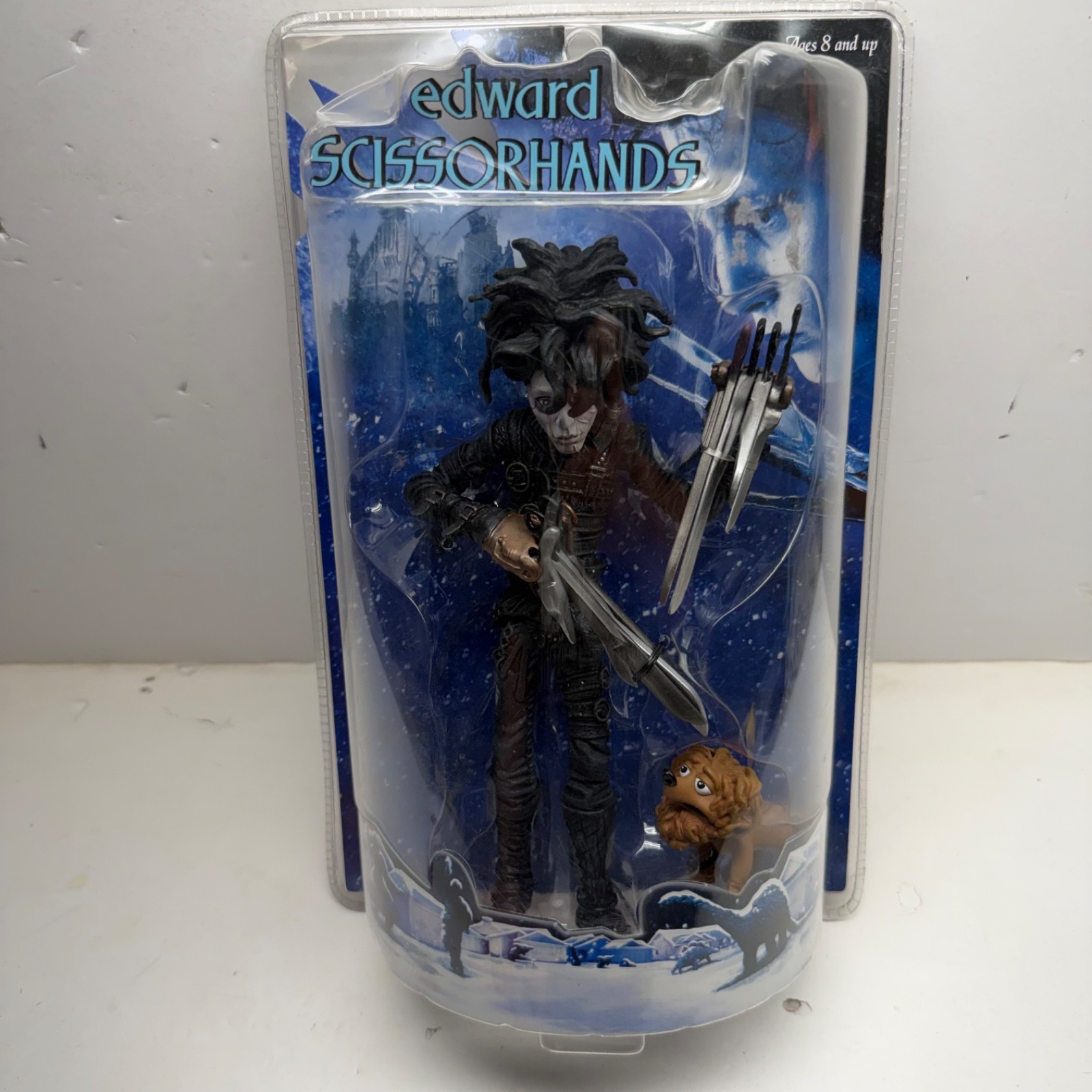 Vintage 2005 Mezco Toys Edward Scissorhands Action Figure In Box Sealed AS IS Vintage 2005 Mezco Toys Edward Scissorhands Action Figure In Box Sealed AS IS