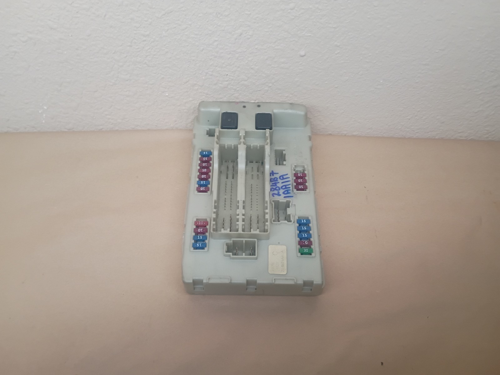 2009-2014 Nissan Maxima Engine Room Control Unit-IPDM P/N 284B7-1AA1A Altima 2009-2014 Nissan Maxima Engine Room Control Unit-IPDM P/N 284B7-1AA1A Altima