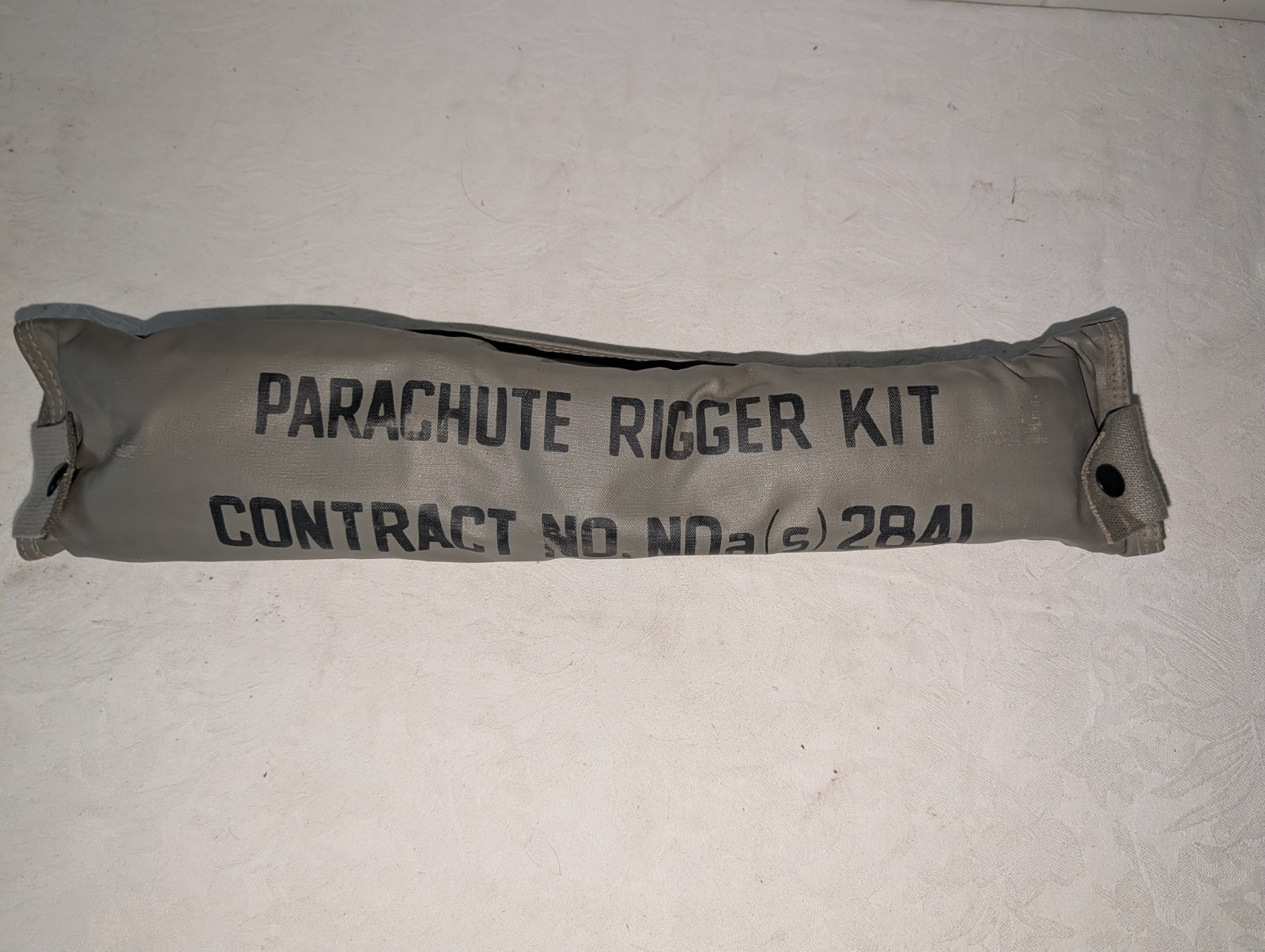 U.S. Military Parachute Rigger Kit Vintage WWII Contract No. NOa (s)2841 U.S. Military Parachute Rigger Kit Vintage WWII Contract No. NOa (s)2841