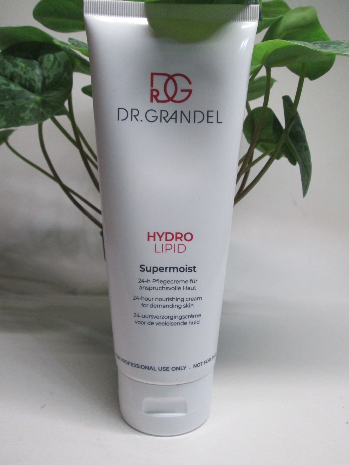 DR. GRANDEL HYDRO LIPID supermoist 24 hour nourishing pro size  200ml/7.oz NEW
