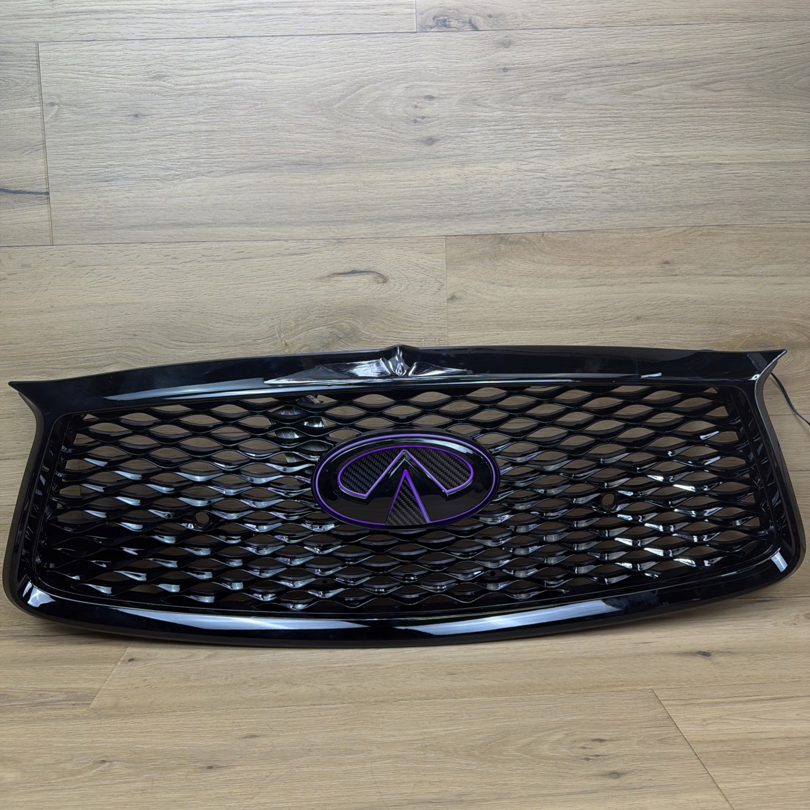 31 2017-2024 INFINITI Q60 BLACK Front Bumper Grille With RGB BLACK CARBON EMBLEM