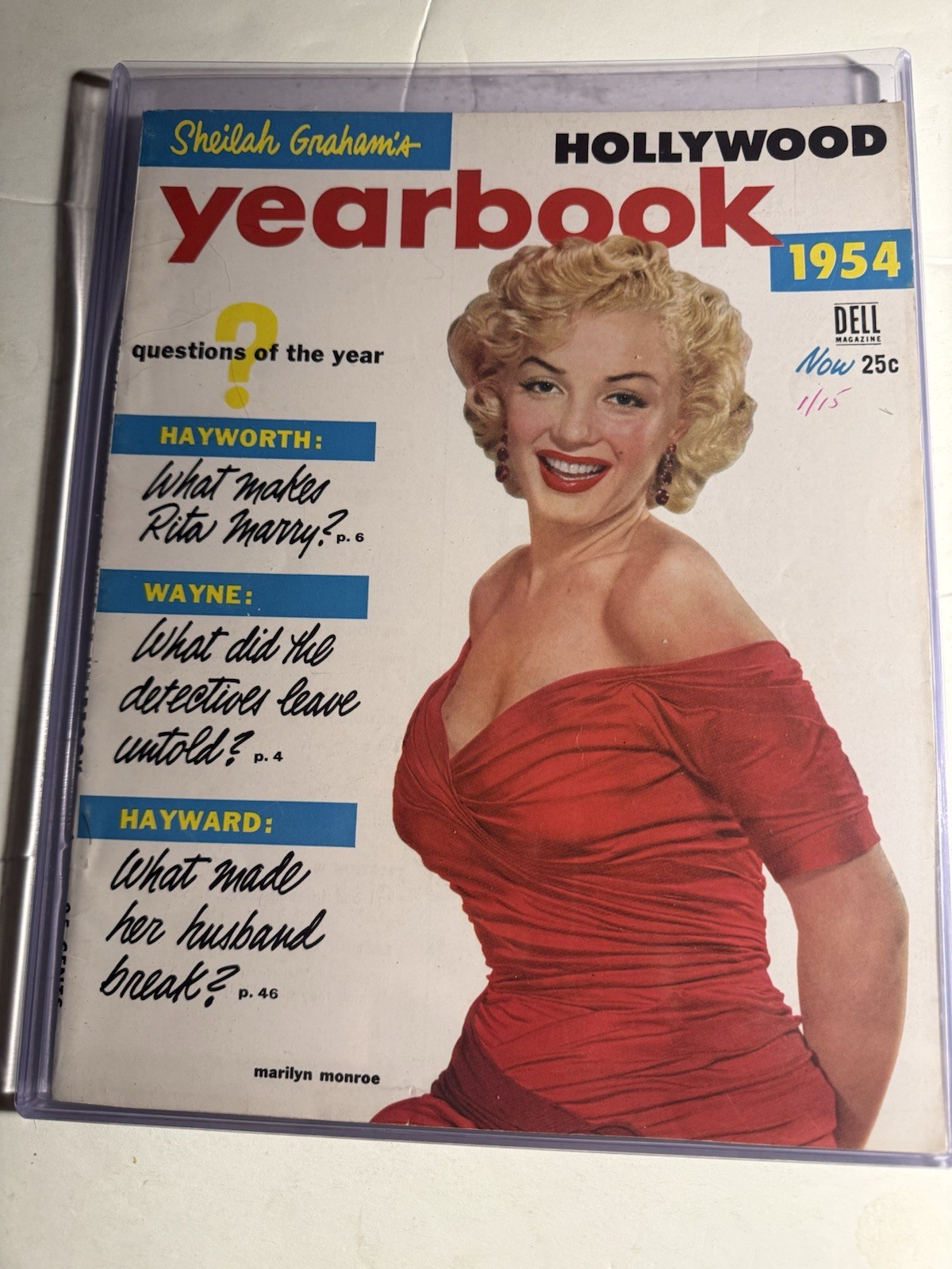 MARILYN MONROE - HOLLYWOOD YEARBOOK 1954 GREAT COLOR PHOTO COVER MAGAZINE NICE