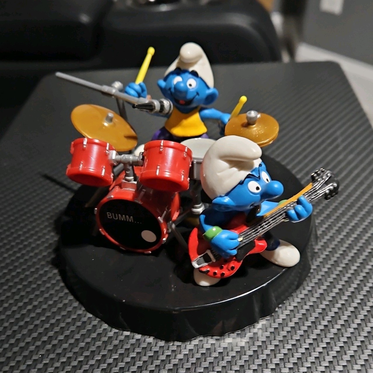 The SMURFS 40623 Super Smurf Drummer, Drum Set & Smurf Guitarist 1997 Schleich 