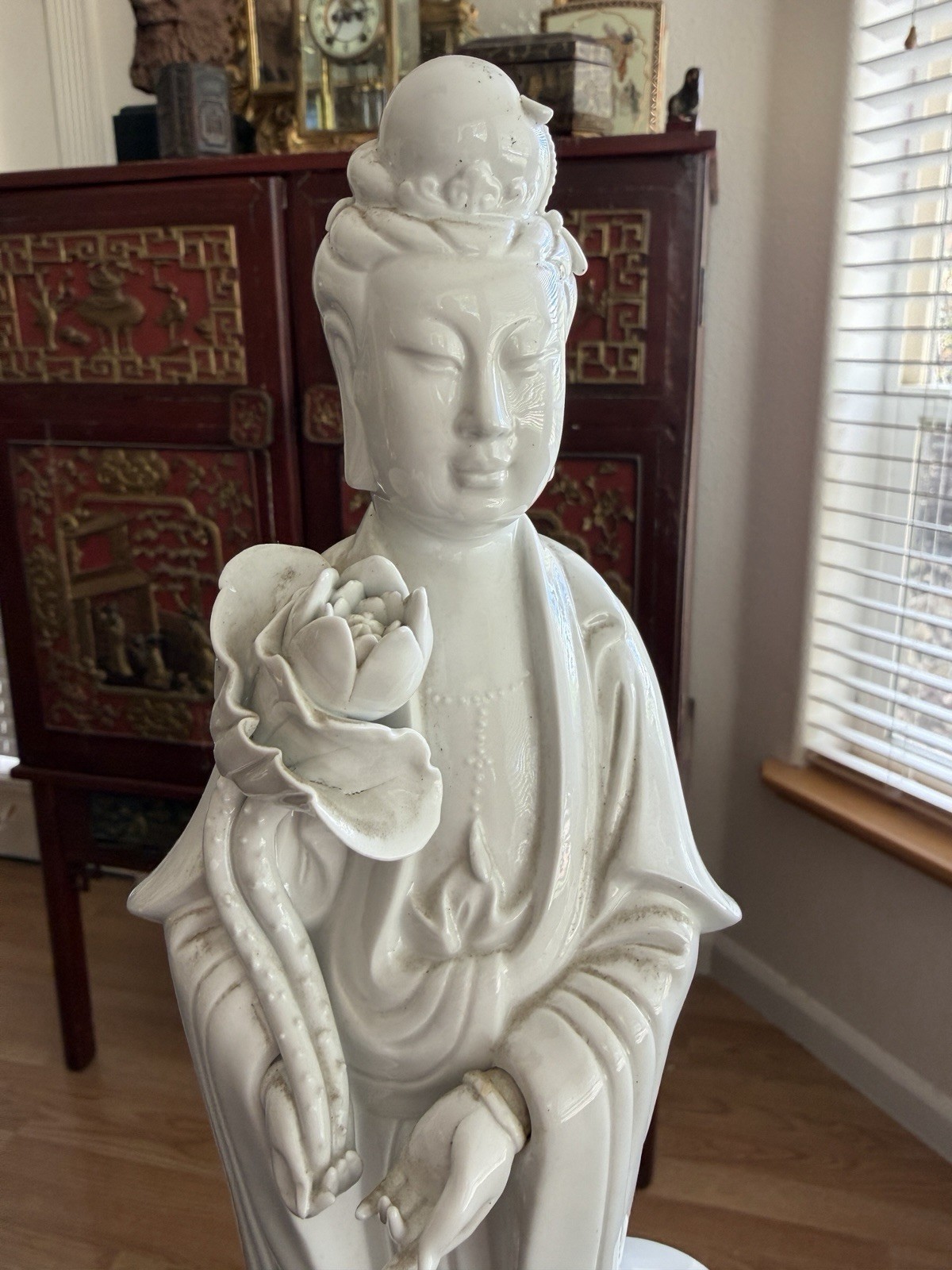 Vintage Blanc De Chine Porcelain Statue Guan Yin Kwan Yin Goddess Vintage Blanc De Chine Porcelain Statue Guan Yin Kwan Yin Goddess