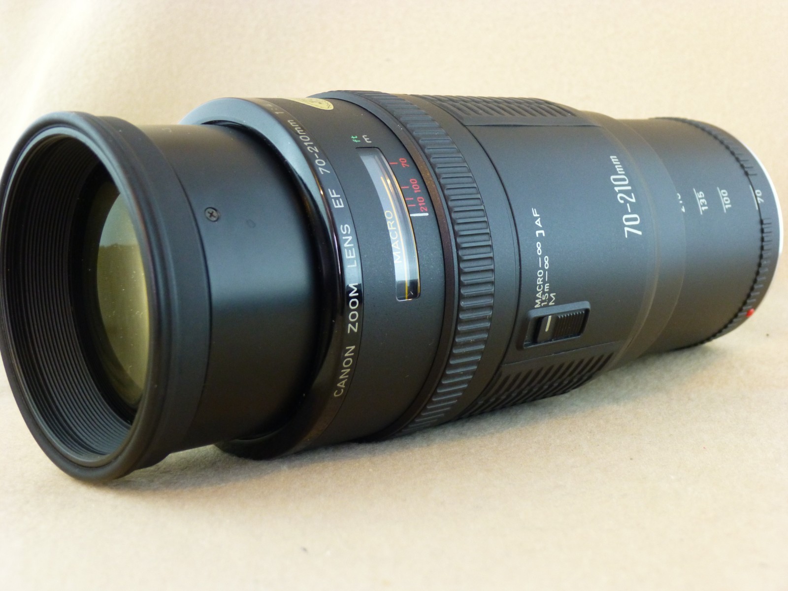 Canon Zoom Macro Lens EF 70-210mm F:4 SUPER CLEAN Canon Zoom Macro Lens EF 70-210mm F:4 SUPER CLEAN