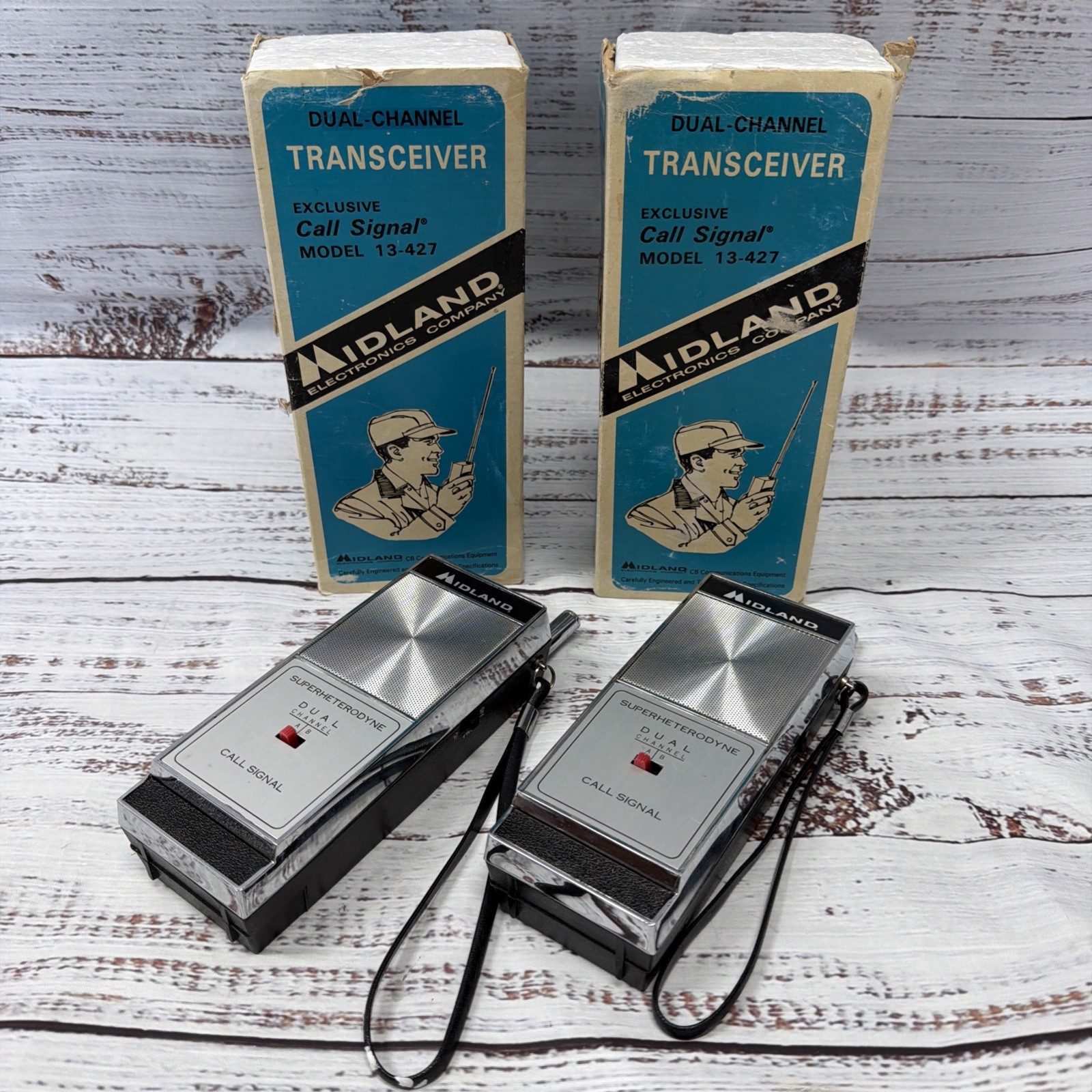 Vintage Midland 13-427 Walkie Talkie CB Dual Channel Transceiver Pair of 2