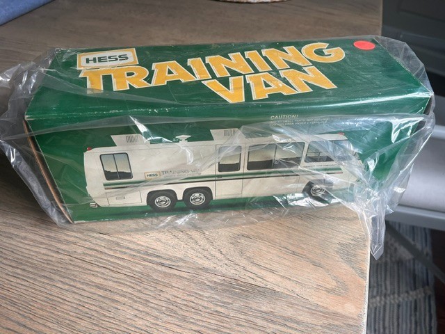 VINTAGE 1978-1980 HESS TRAINING VAN IN ORIGINAL BOX
