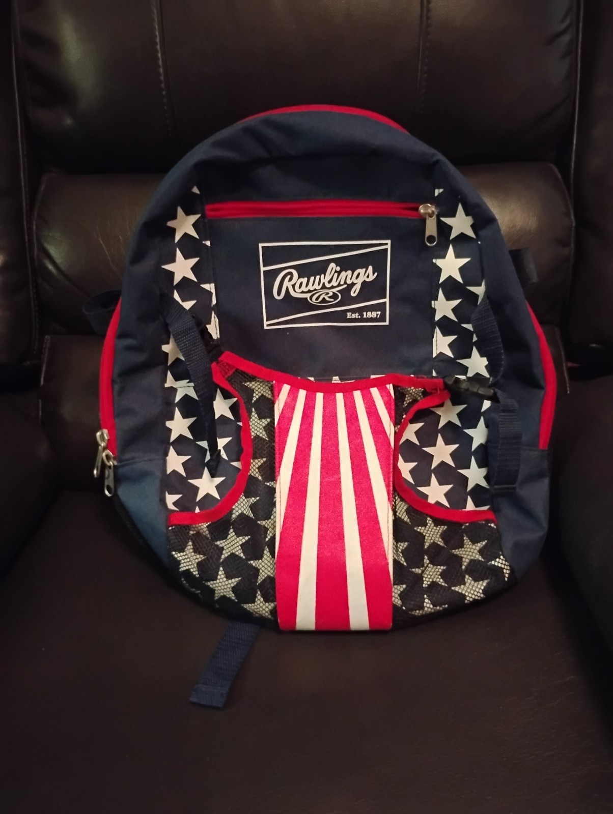 blue, red, and white Rawlings Remix Youth Baseball and T-Ball Equipment Backpack blue, red, and white Rawlings Remix Youth Baseball and T-Ball Equipment Backpack