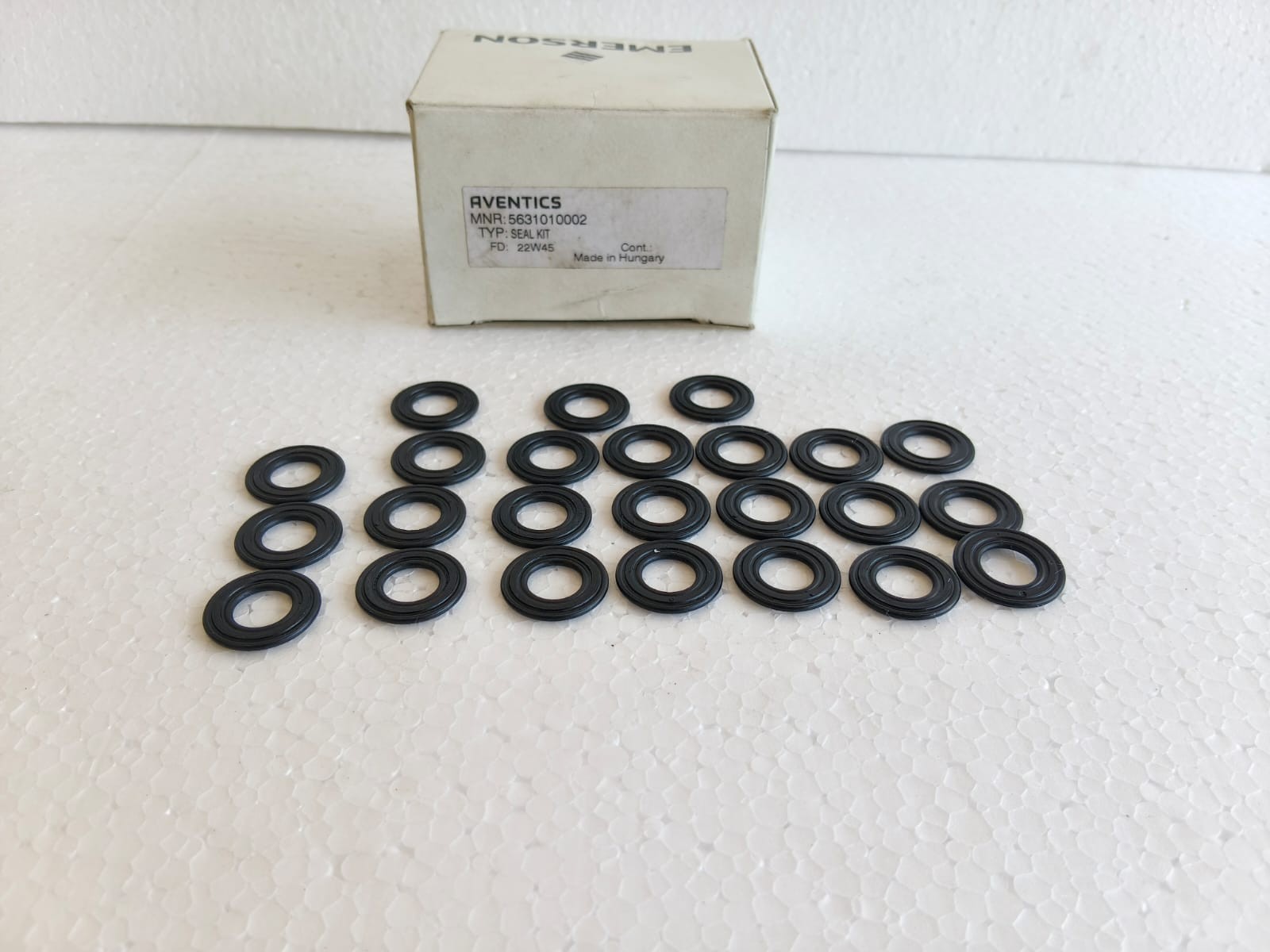 Aventics 5631010002 seal kit 1 box=24pcs EMERSON FD-22W45 FAST SHIP Aventics 5631010002 seal kit 1 box=24pcs EMERSON FD-22W45 FAST SHIP