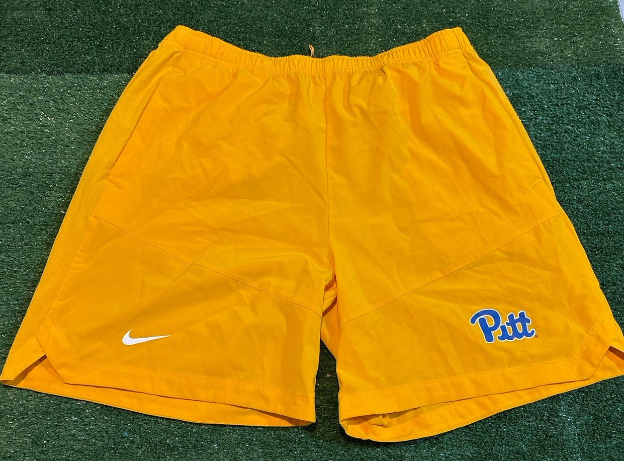 Pitt Panthers shorts mens XL yellow nike lightweight breathable 7