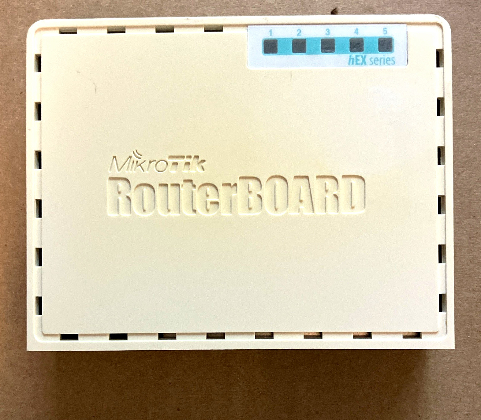 MikroTik hEX RB750Gr2 RouterBOARD RB750Gr2 5-Port Gigabit PoE White MikroTik hEX RB750Gr2 RouterBOARD RB750Gr2 5-Port Gigabit PoE White