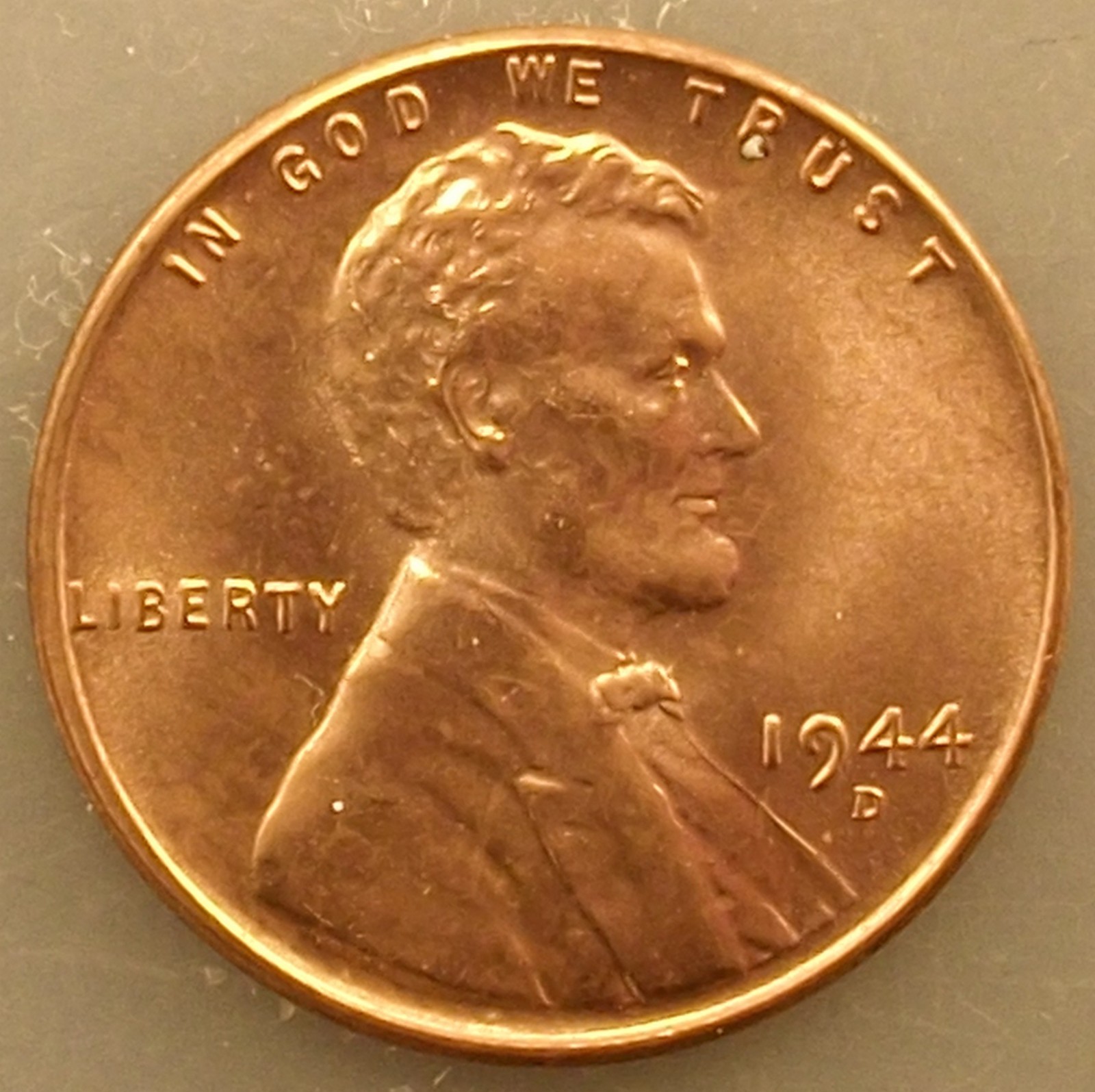 Red Uncirculated 1944-D Lincoln Wheat RD Cent Penny Coin Red Uncirculated 1944-D Lincoln Wheat RD Cent Penny Coin