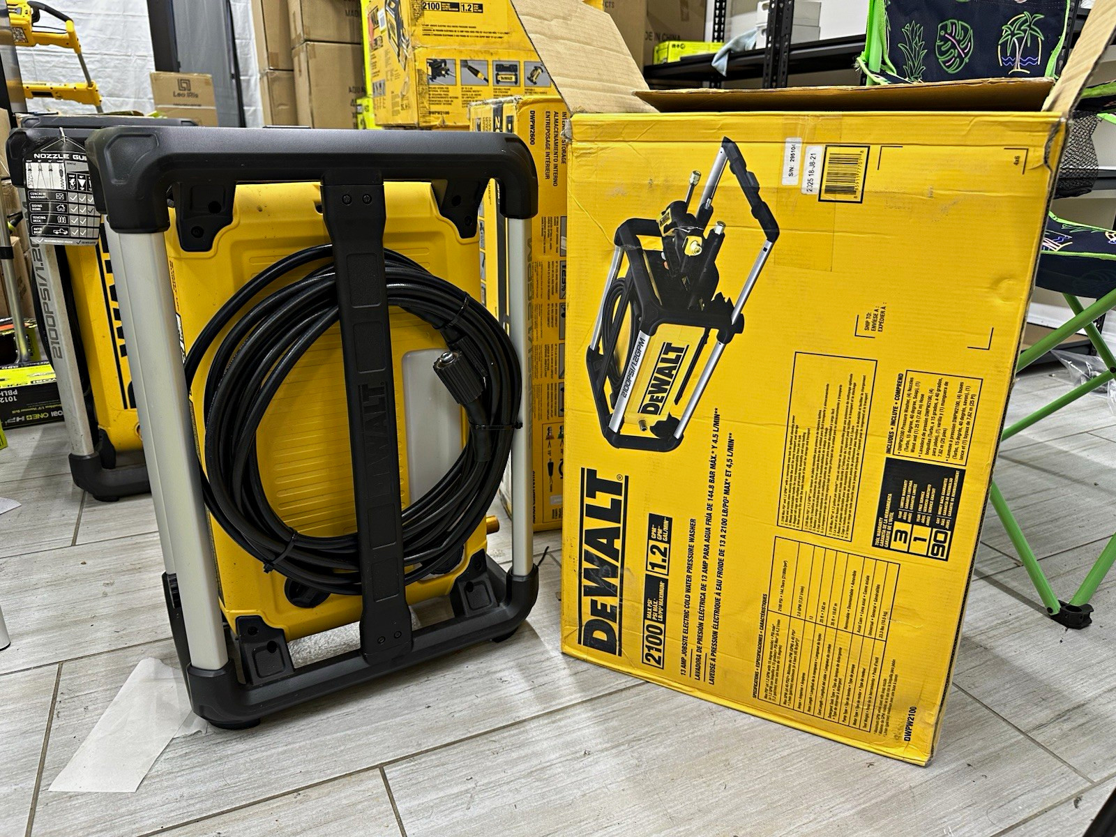 DEWALT DWPW2100 2100 PSI Corded Electric Cold Water Pressure Washer Hose/Gun