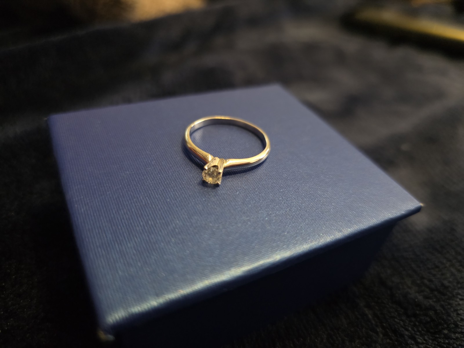 Kay Jewelers 14k white gold 1/4c diamond engagement ring preowned good condition