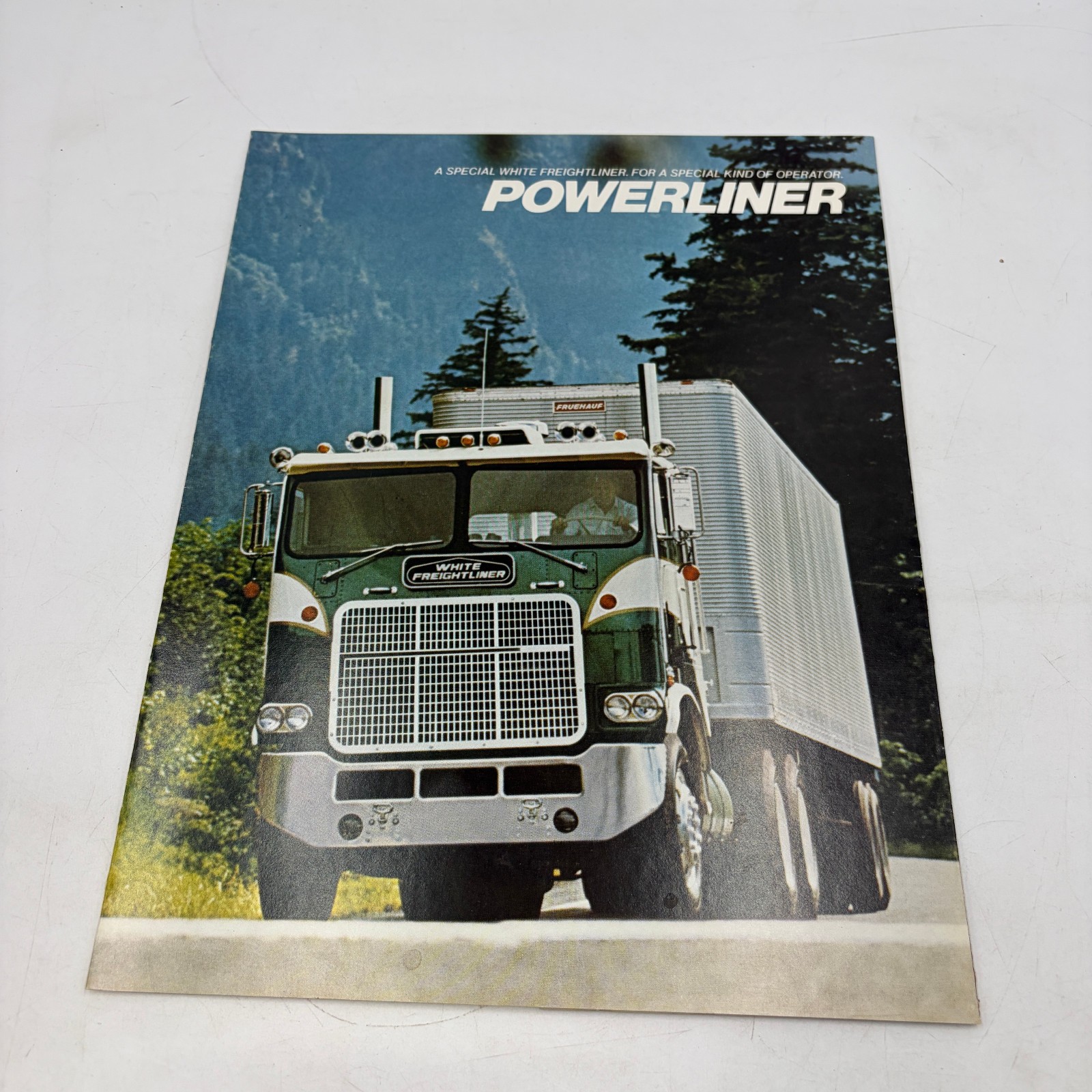 Vintage 1975 WHITE FREIGHTLINER Vintage 1975 WHITE FREIGHTLINER