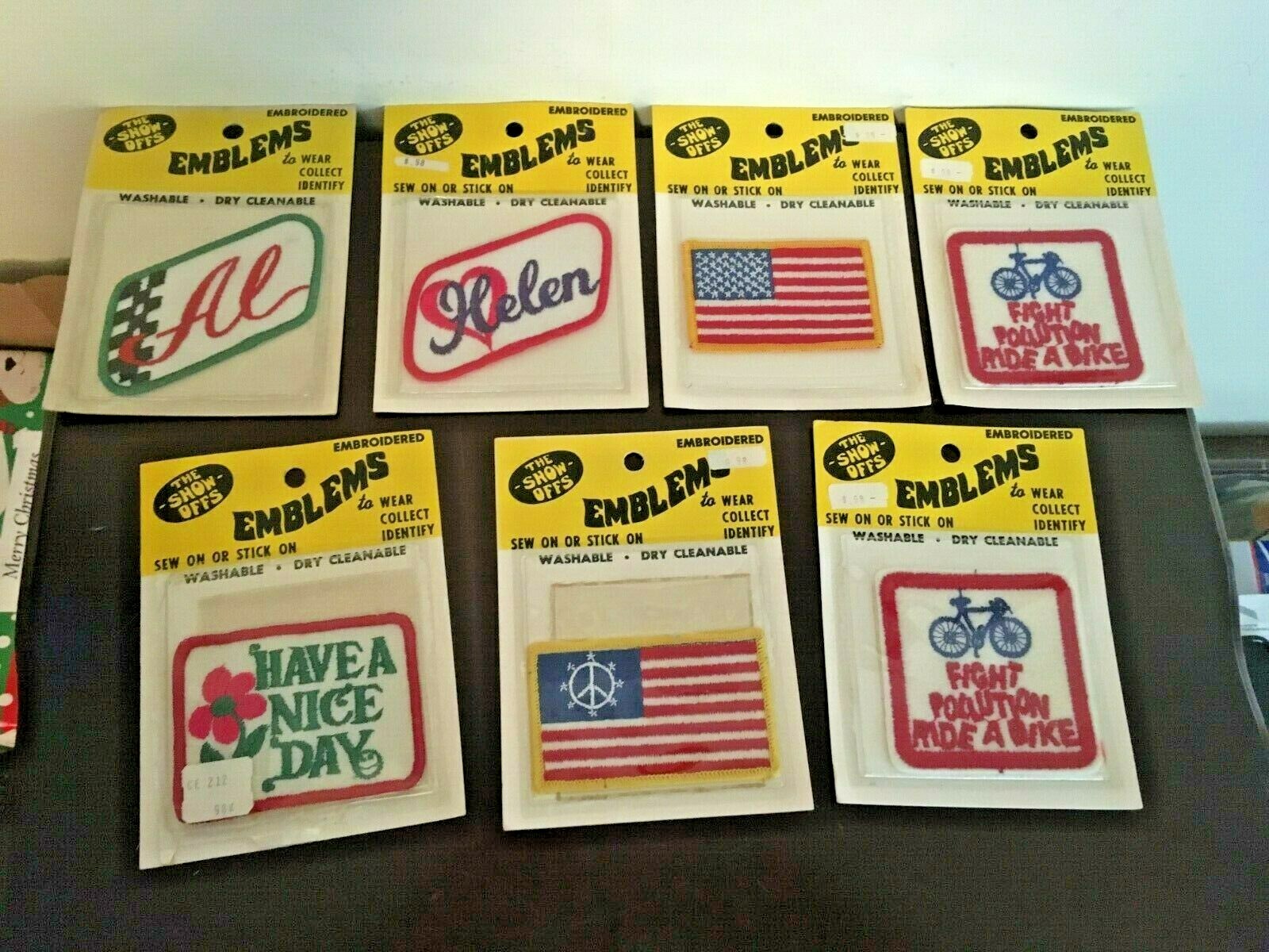 VINTAGE 1969 THE SHOW OFFS EMBLEMS CHECKERED FLAG AL HELEN BIKE PEACE FLAGS LOT