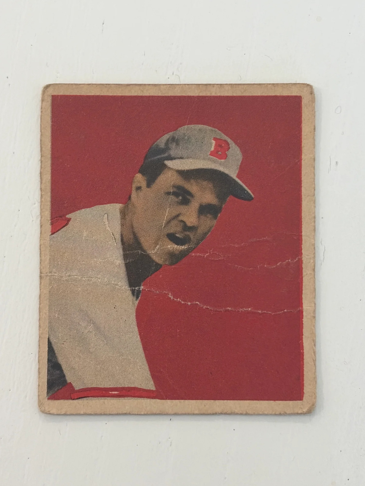 1949 Bowman Johnny Sain #47 Creasing 1949 Bowman Johnny Sain #47 Creasing