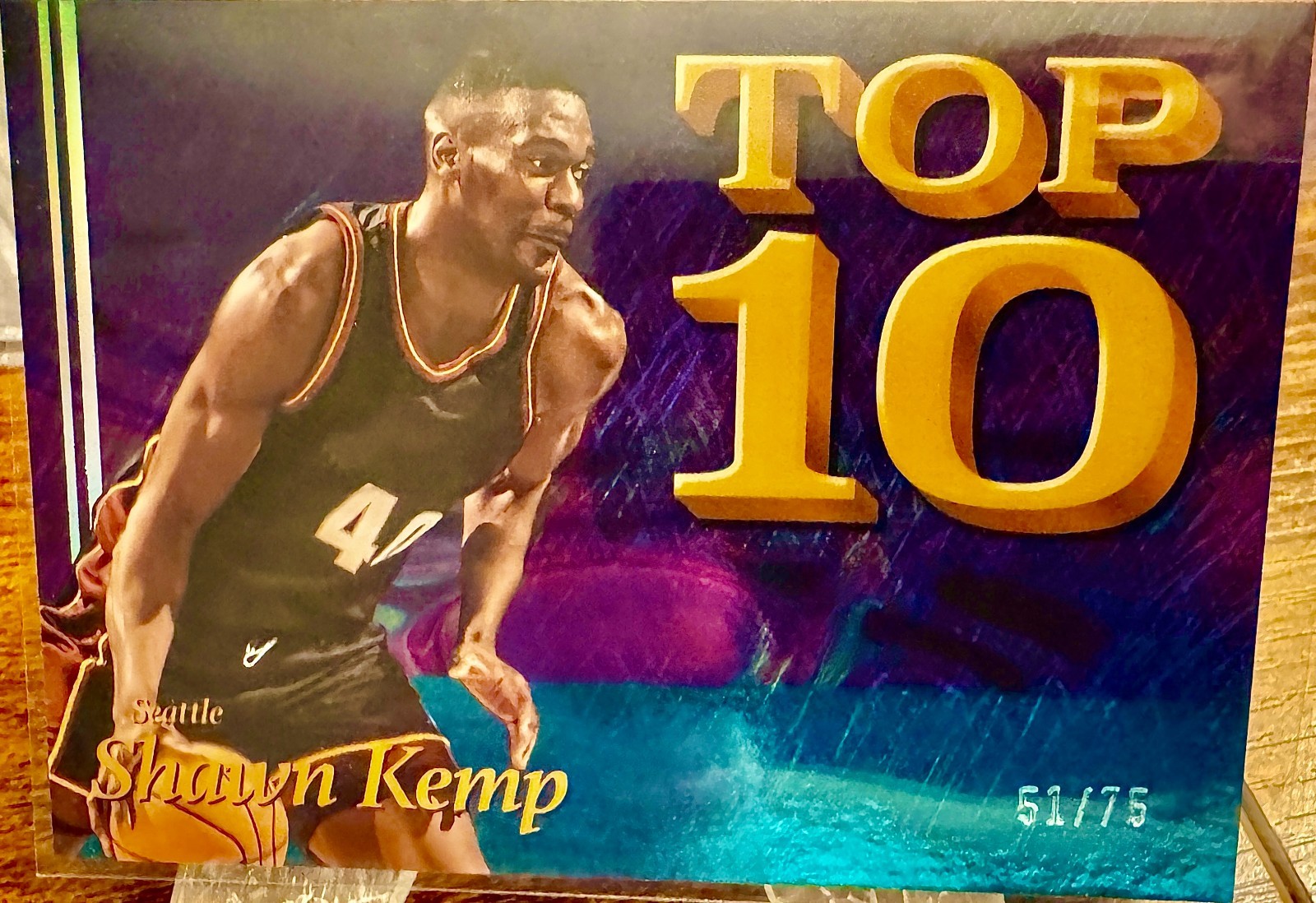 2026 Panini Decades 90s - Top 10 Shawn Kemp #T10-SK - Teal S/N: 51/75 2026 Panini Decades 90s - Top 10 Shawn Kemp #T10-SK - Teal S/N: 51/75