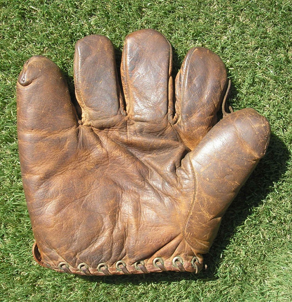 1920's Spalding Babe Ruth Baseball Glove, Home Run Special, Vintage, Very Nice