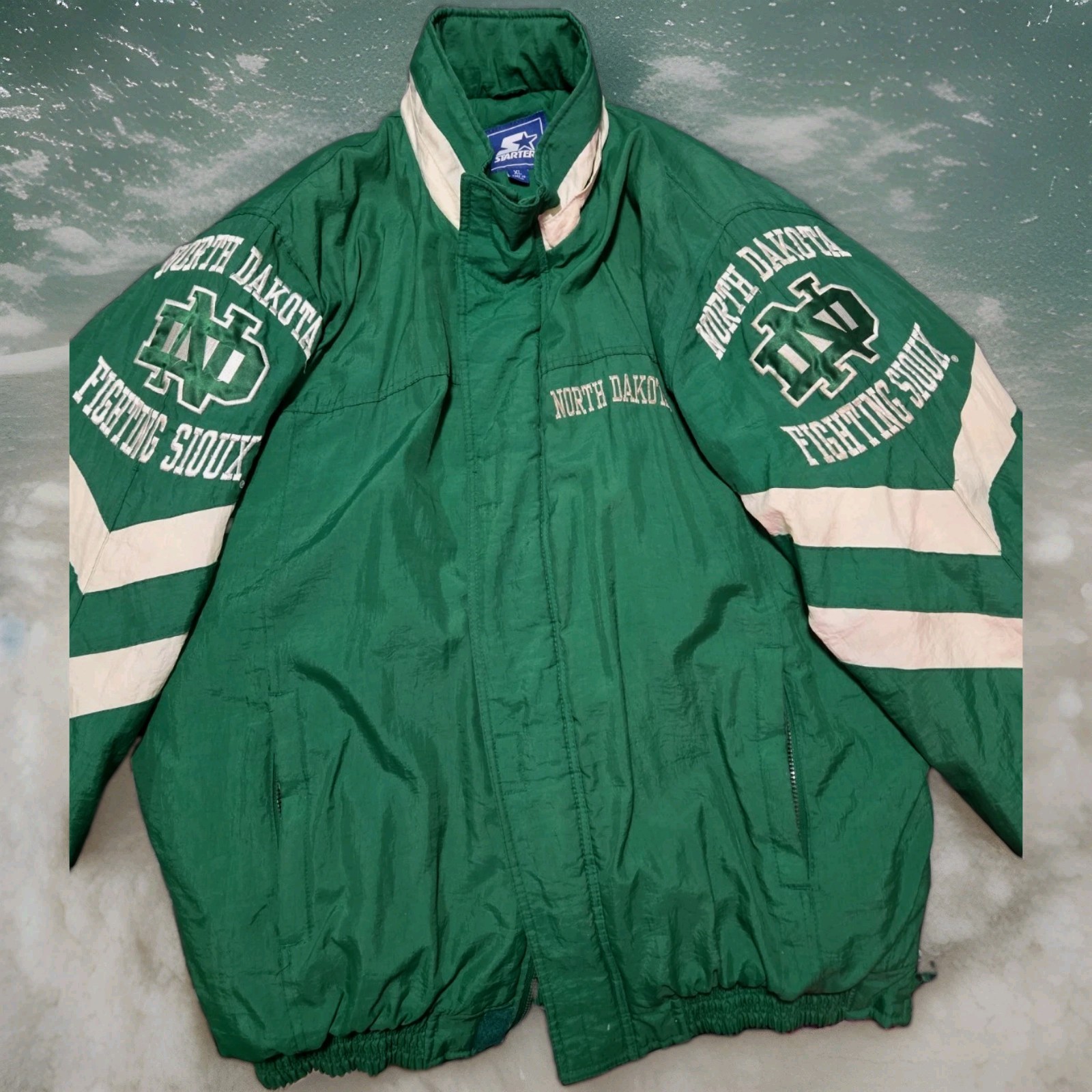 FIGHTING SIOUX REAL, VINTAGE, AUTHENTIC. STARTER JACKET GREAT CONDITION. XL.