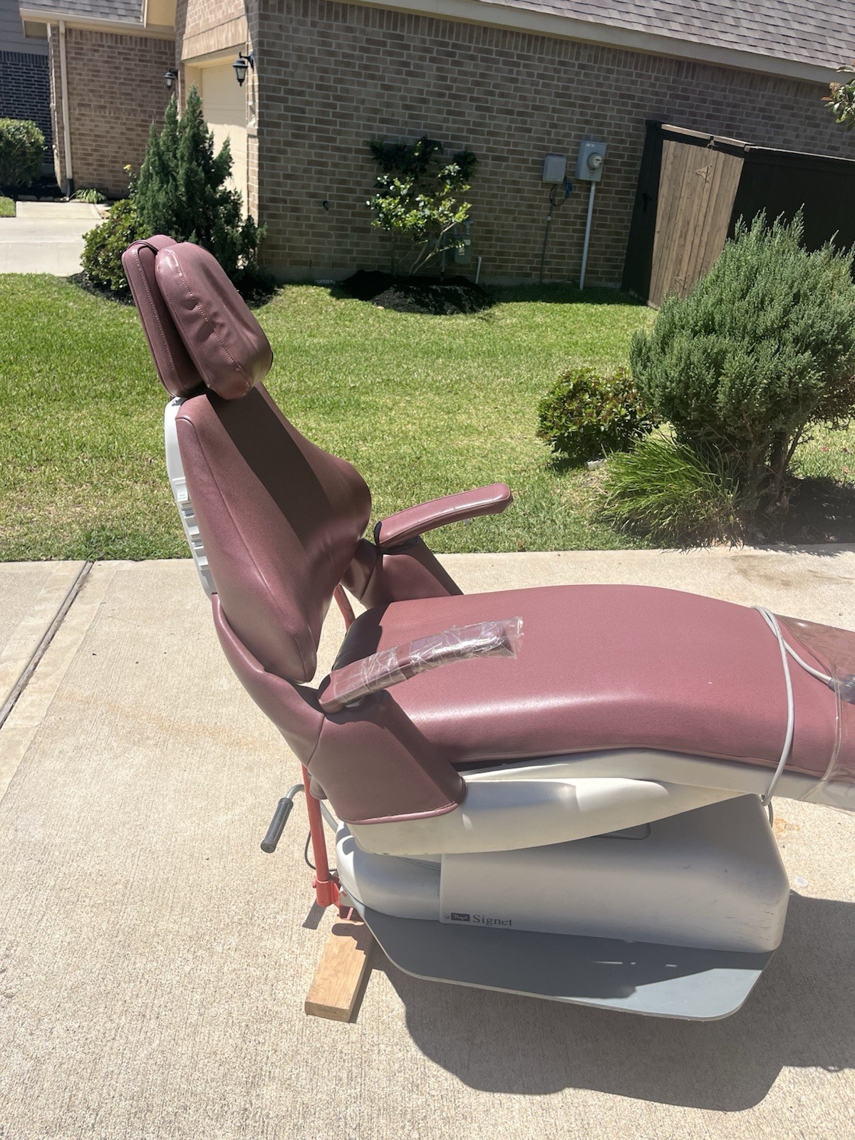 Royal Model 16 757z royal dental chair
