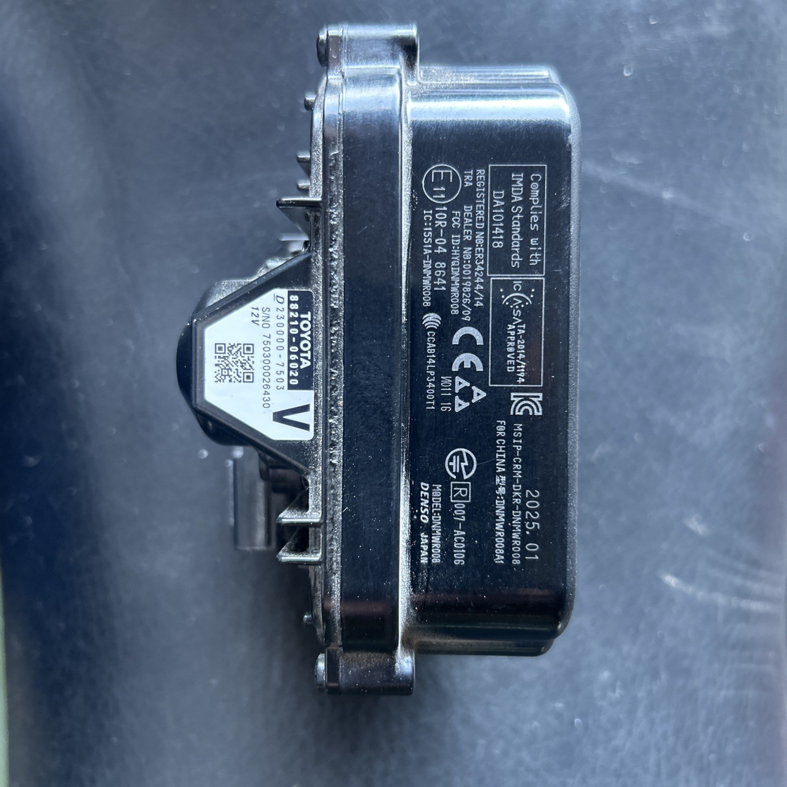 TOYOTA / LEXUS OEM 88210-06020 ADAPTIVE CRUISE CONTROL RADAR SENSOR MODULE TOYOTA / LEXUS OEM 88210-06020 ADAPTIVE CRUISE CONTROL RADAR SENSOR MODULE