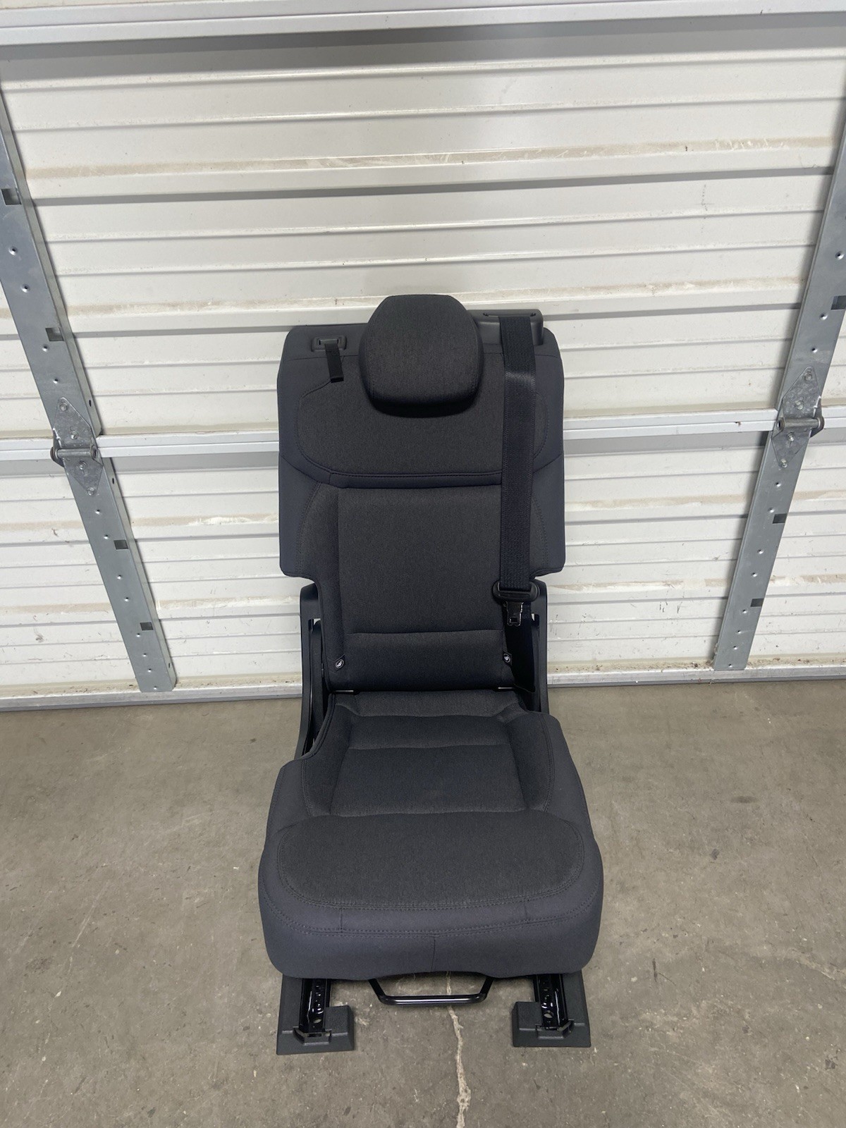 2018-2026 FORD EXPEDITION MAX 2nd Second Row Middle Jump seat Rear GRAY CLOTH