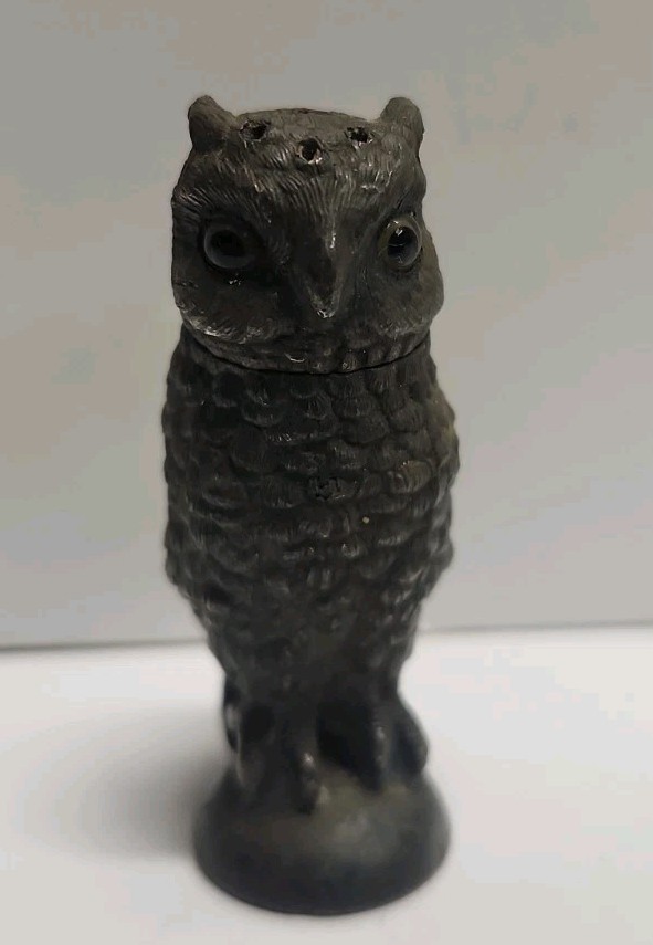 Antique Meriden Silver Plate Owl Shaker Figurine Glass Eyes Model 770 c1880