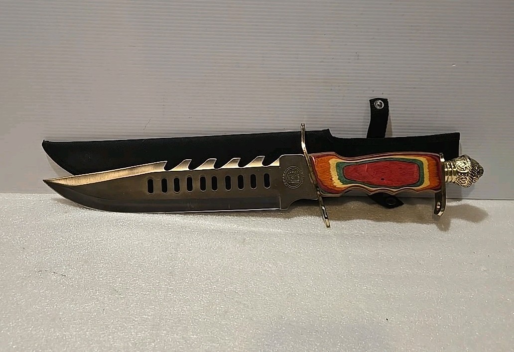 Chipaway Cutlery 11” Fixed Blade, Bowie Knife with Sheath Chipaway Cutlery 11” Fixed Blade, Bowie Knife with Sheath