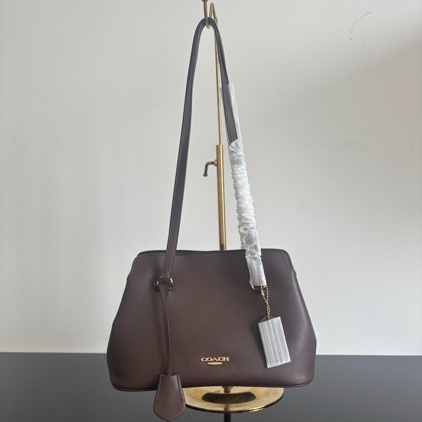 Nwt Coach Elise 28 Shoulder Bag In Signature Chenille CFP35 Outlet 