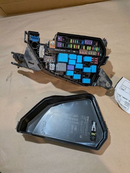 2019-2025 Toyota RAV4  Engine  Fuse Box OEM