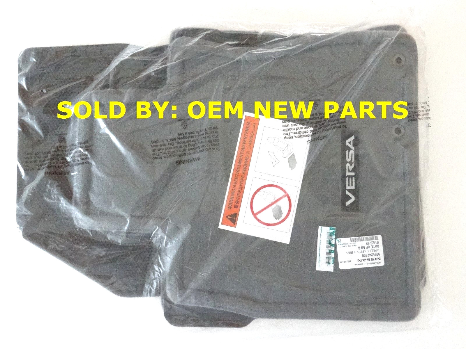 Genuine NISSAN VERSA NOTE Carpet Floor Mats Genuine 4 pc. 999E24Z100 Genuine NISSAN VERSA NOTE Carpet Floor Mats Genuine 4 pc. 999E24Z100