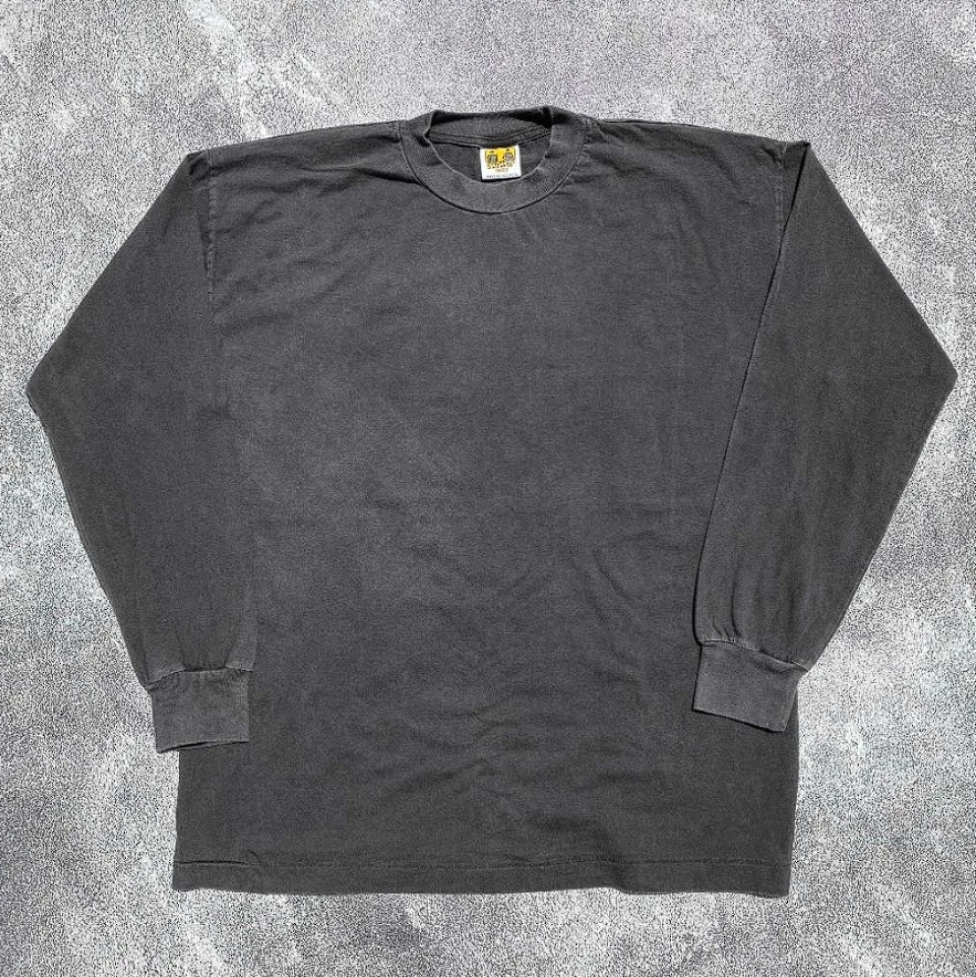 Vintage Faded Black T shirt Blank 90s Style Single Stitch Sun Faded Long Sleeve Vintage Faded Black T shirt Blank 90s Style Single Stitch Sun Faded Long Sleeve