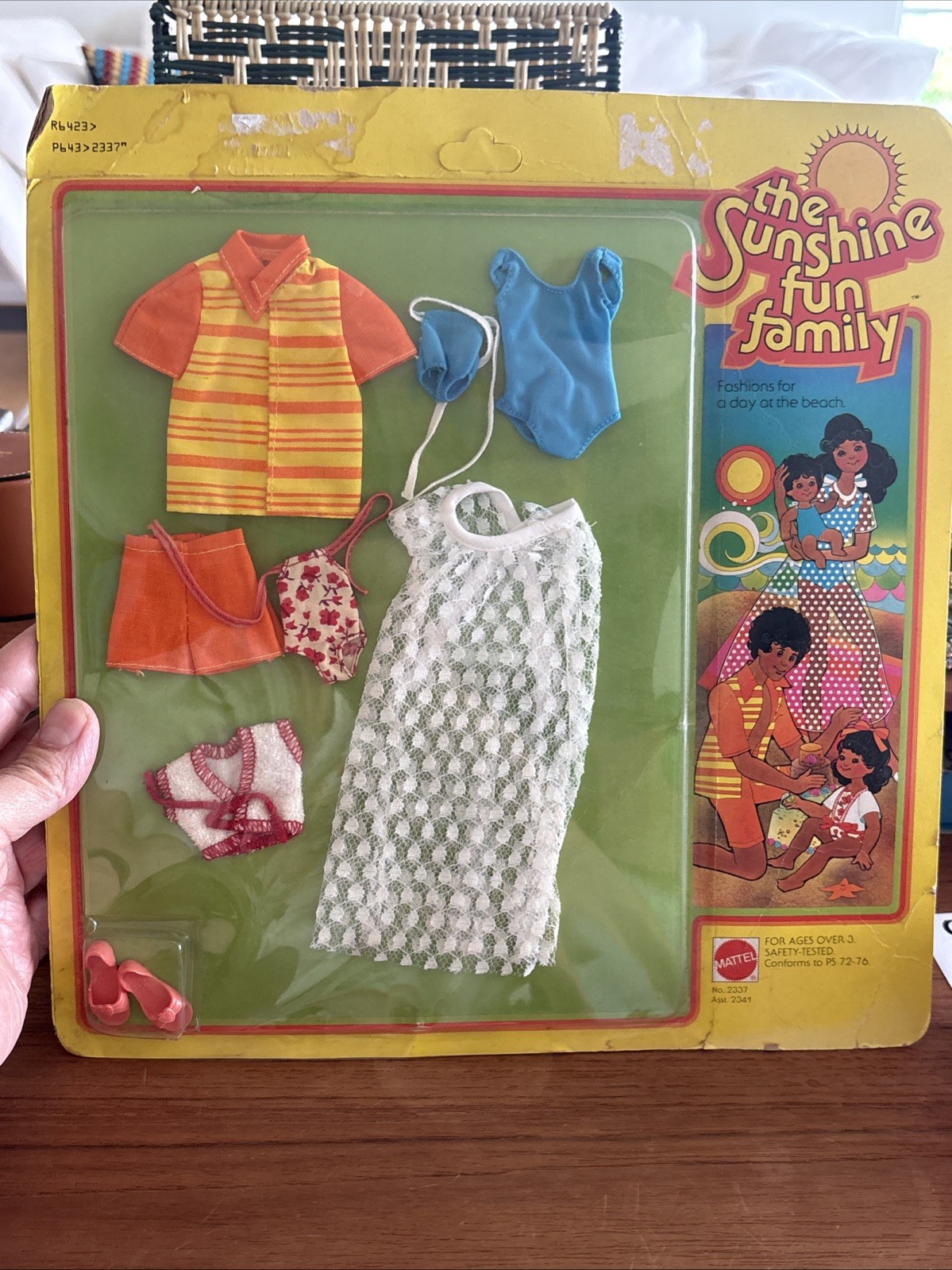 Wow Incredibly Rare Sunshine Family Outfit A Day At The Beach MOC Wow Incredibly Rare Sunshine Family Outfit A Day At The Beach MOC