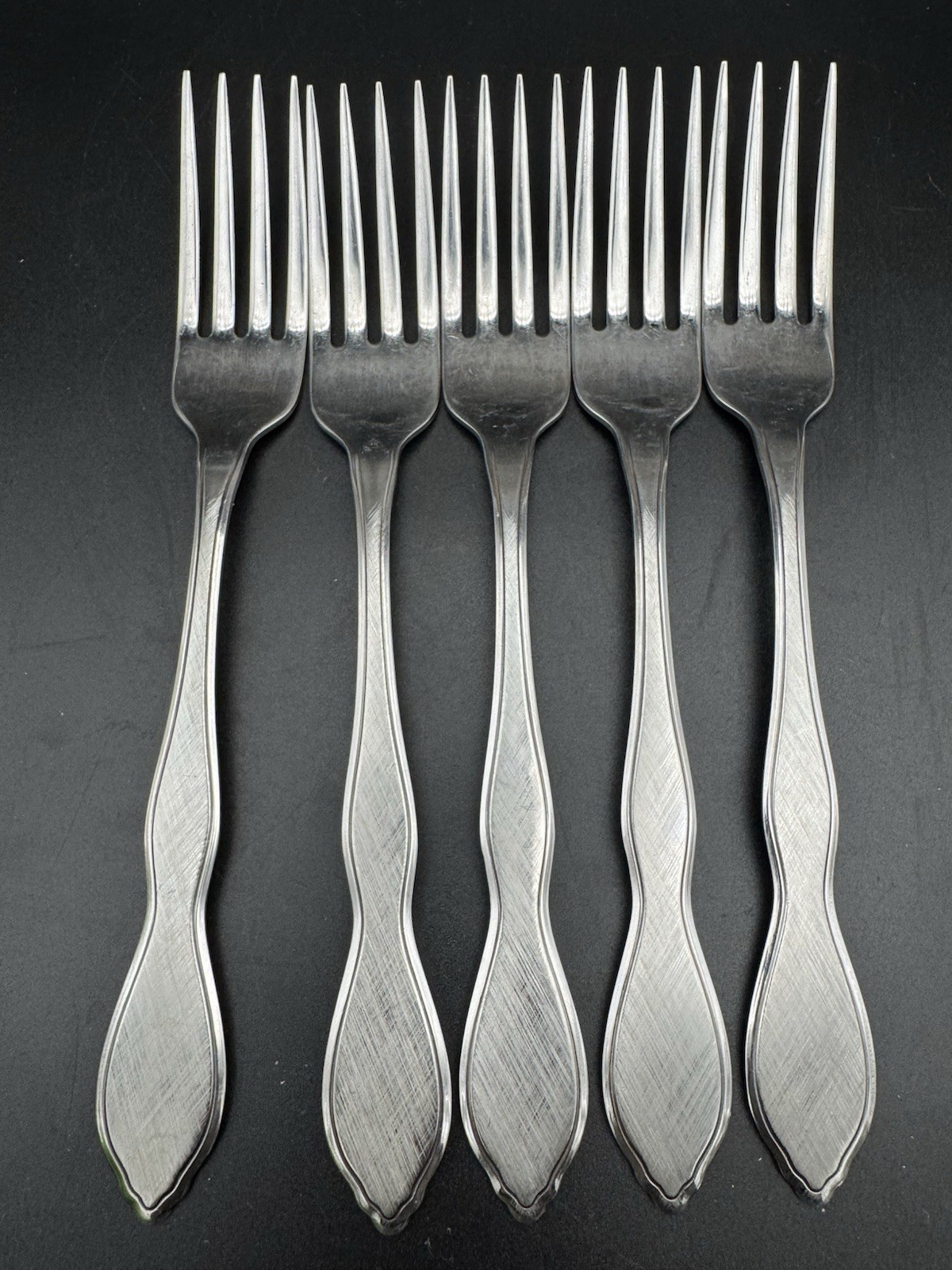 Oneida TWILIGHT Stainless 5 Dinner Forks 1881 Rogers Ltd Satin Style Flatware Oneida TWILIGHT Stainless 5 Dinner Forks 1881 Rogers Ltd Satin Style Flatware