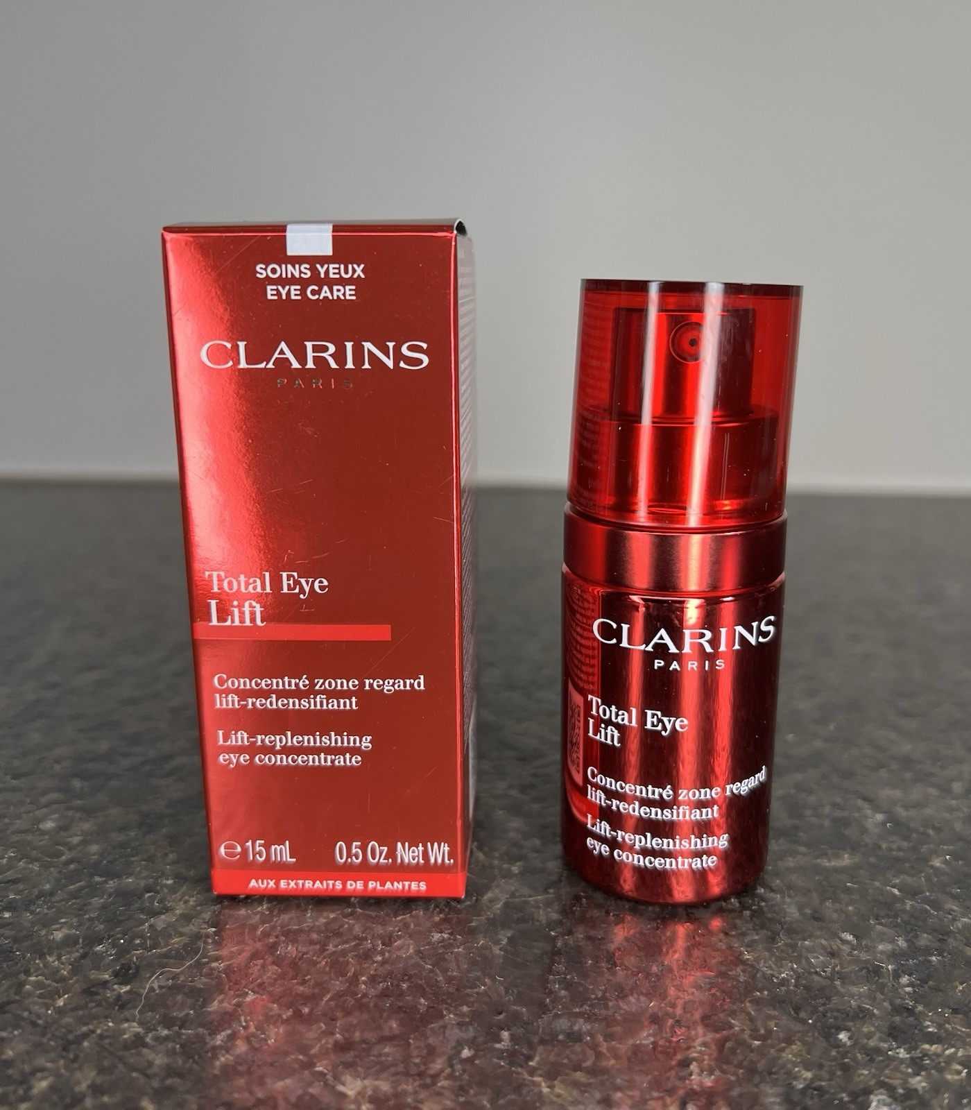 Clarins Total Eye Lift Lift-Replenishing Eye Concentrate 15 mL-BRAND NEW IN BOX Clarins Total Eye Lift Lift-Replenishing Eye Concentrate 15 mL-BRAND NEW IN BOX