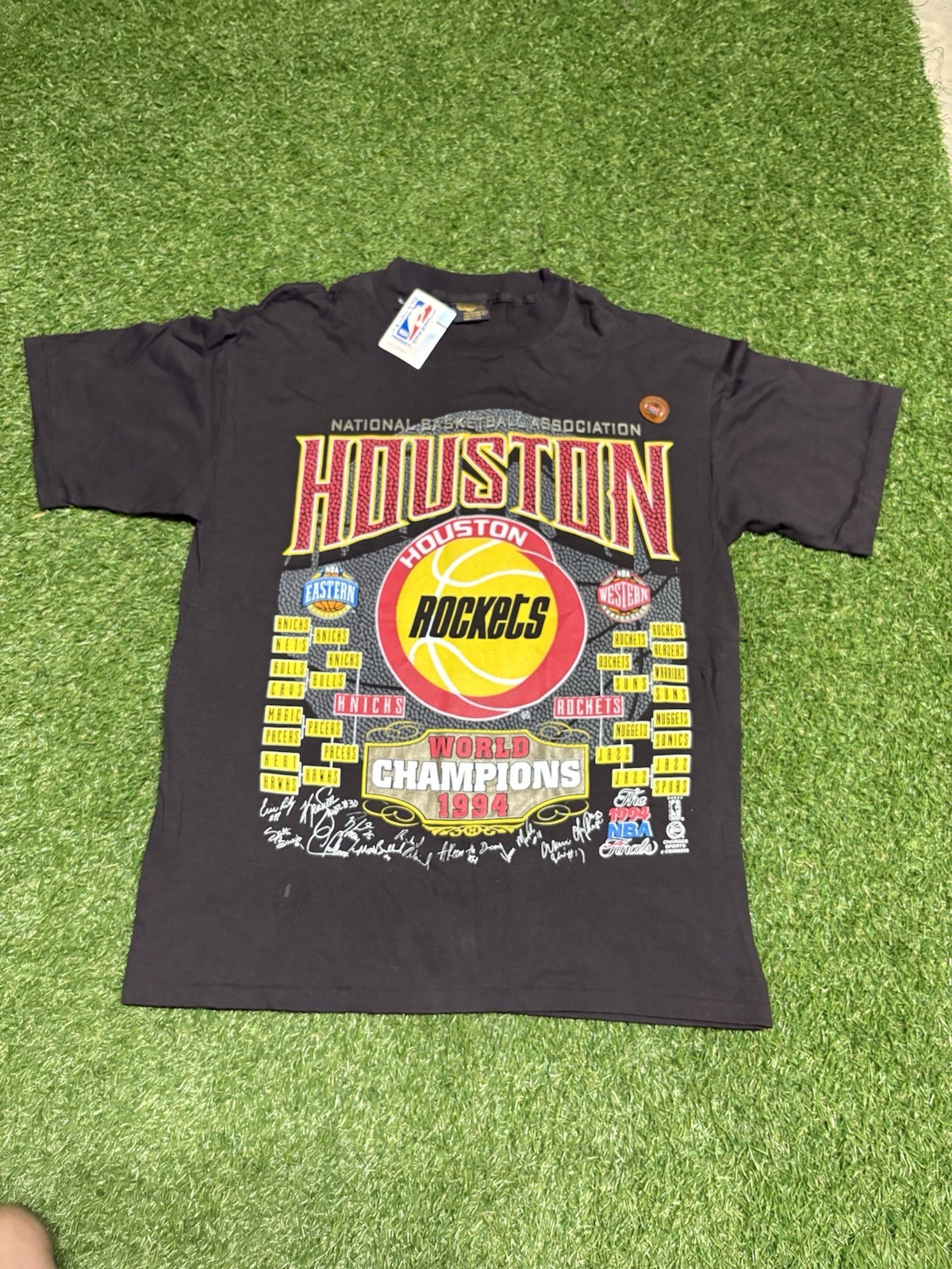 Vintage Houston Rockets 1994 World Champs t-shirt NBA Made In USA NWT