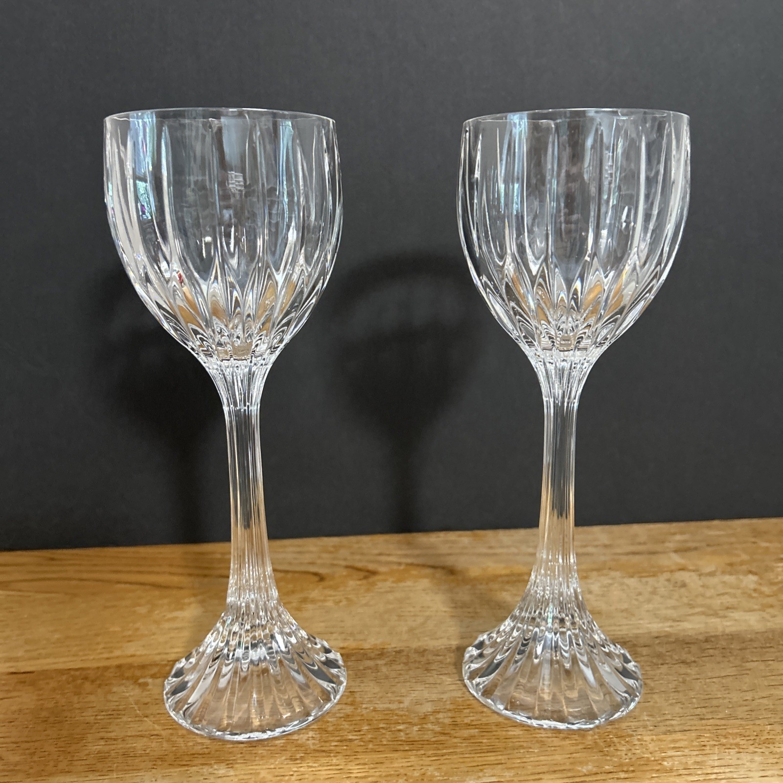 2 Mikasa “Park Lane” Crystal Glass Wine Glasses 2 Mikasa “Park Lane” Crystal Glass Wine Glasses
