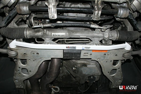 Ultra Racing 2-Point For BMW E87 120i 130i 1 Series Member Bar Front Lower Brace