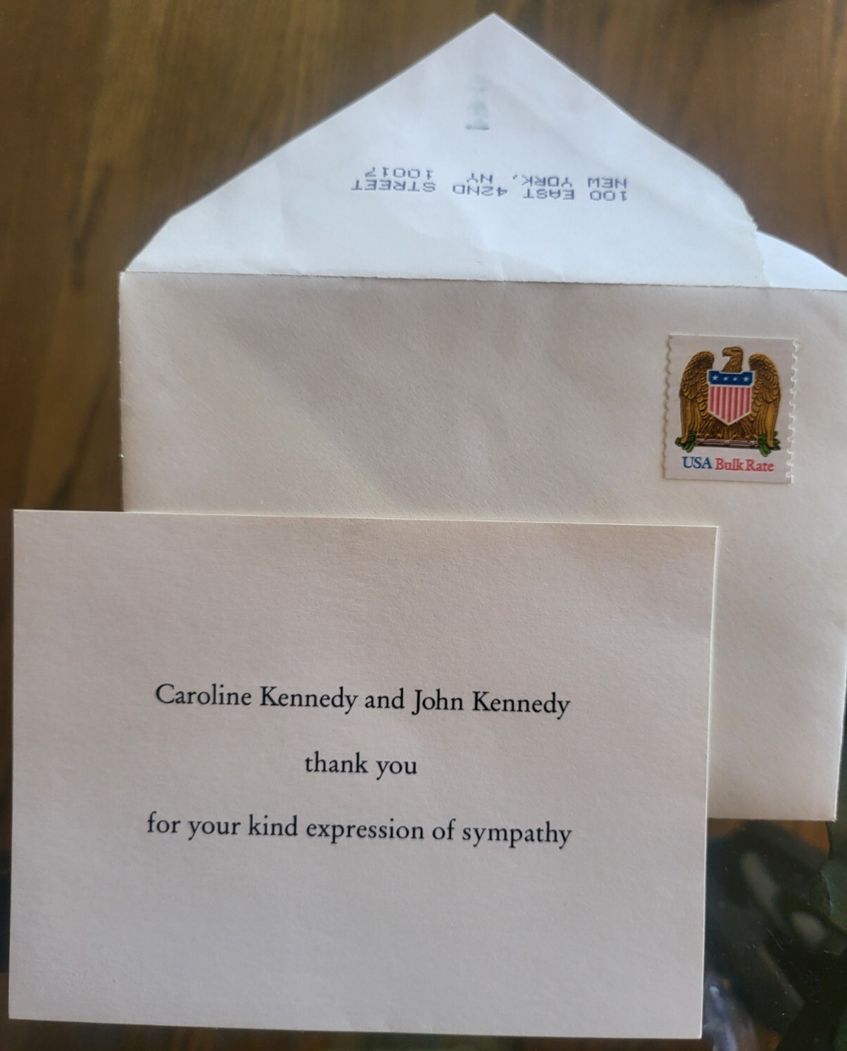 1994 Jackie Kennedy Memorial Thank You Card w/ Envelope – From JFK Jr & Caroline