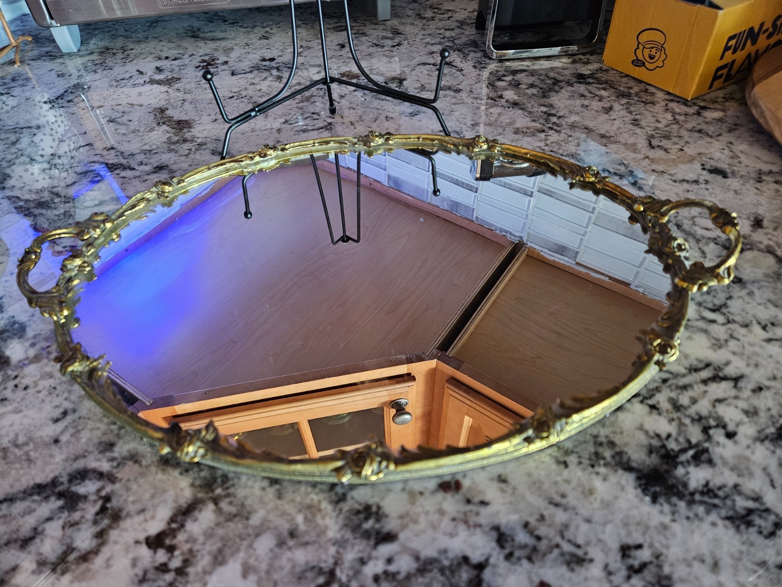 Vintage French Louis XV style Gold Mirrored Vanity Tray Roses Details Vintage French Louis XV style Gold Mirrored Vanity Tray Roses Details